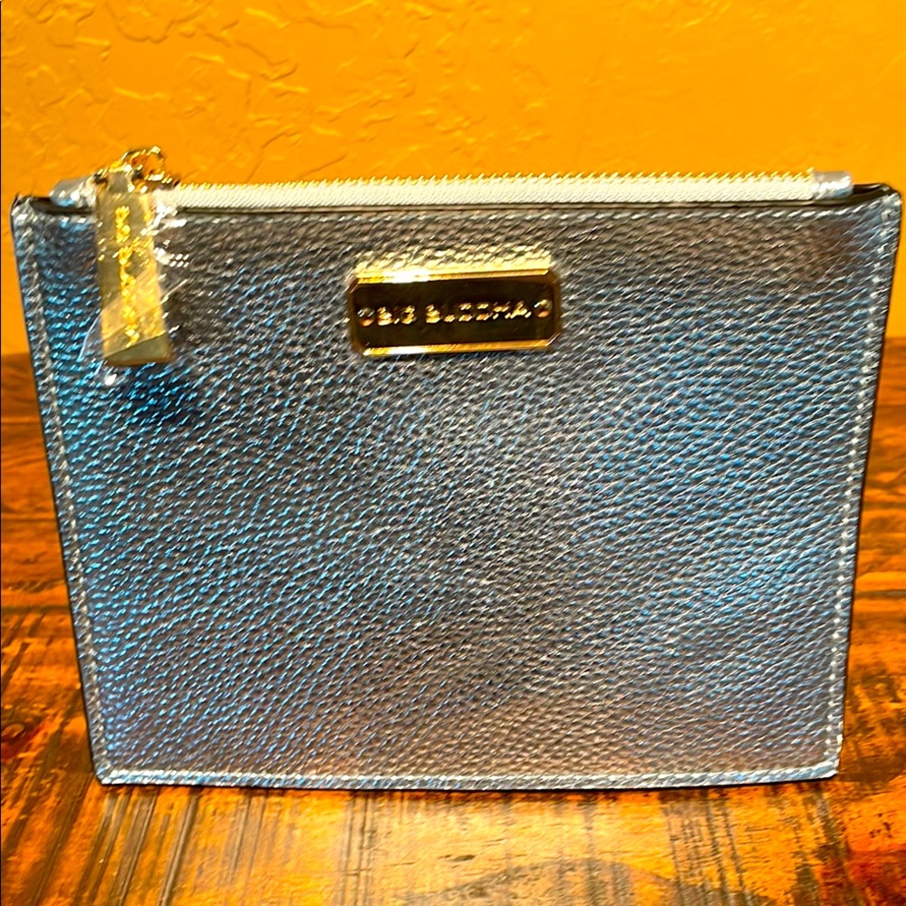Big Buddha NWOT Metallic Light Blue Pebbled Leather Cosmetic Pouch